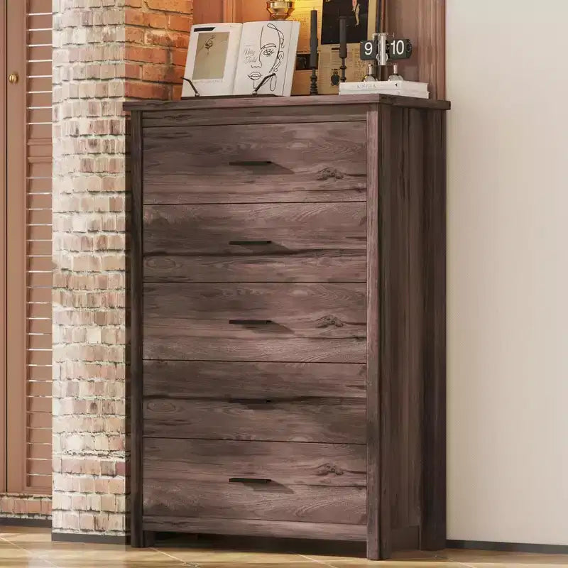 Commode 5 tiroirs de style campagnard rétro, assemblage facile par clip, tiroirs coulissants fluides, rangement sécurisé pour chambre à coucher