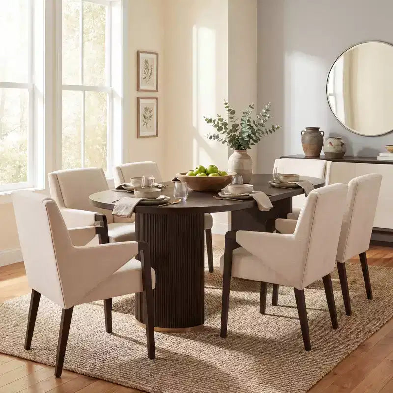 Ensemble de salle à manger moderne 7 pièces en hévéa, tapissé de lin, avec table ovale à pied central
