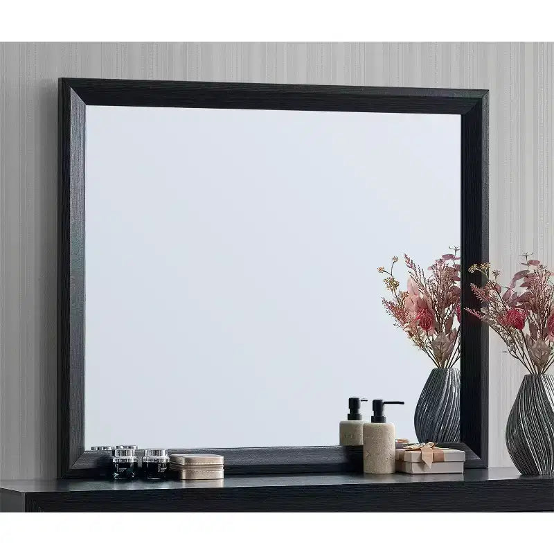 Miroir de commode rectangulaire encadré en bois noir de 41 po L x 35 po H